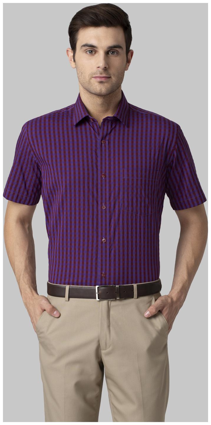 

Park Avenue Men Regular fit Formal Shirt - Red