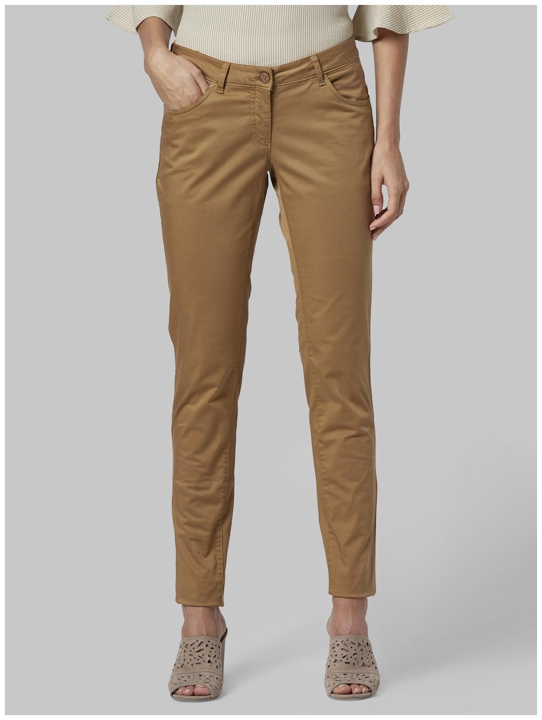 

Park Avenue Women Brown Regular fit Regular trousers
