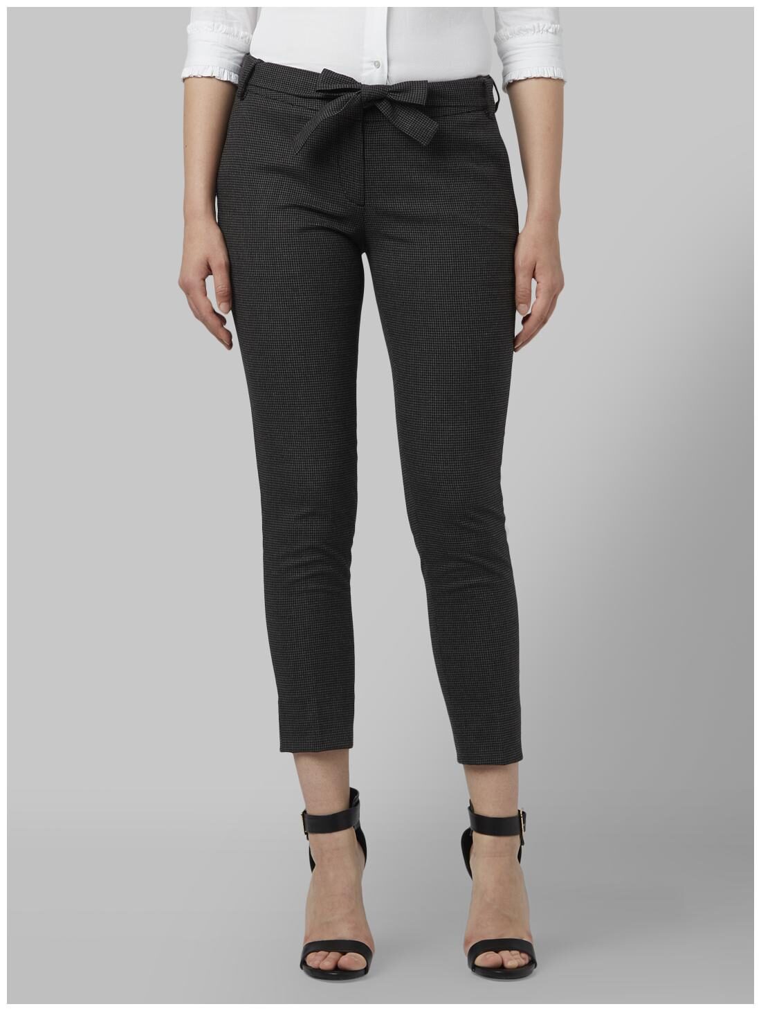 

Park Avenue Women Black Tapered fit Regular trousers
