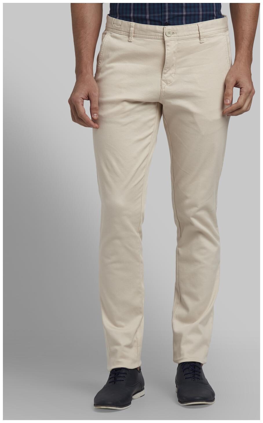 

Parx Men Beige Solid Tapered fit Regular trousers