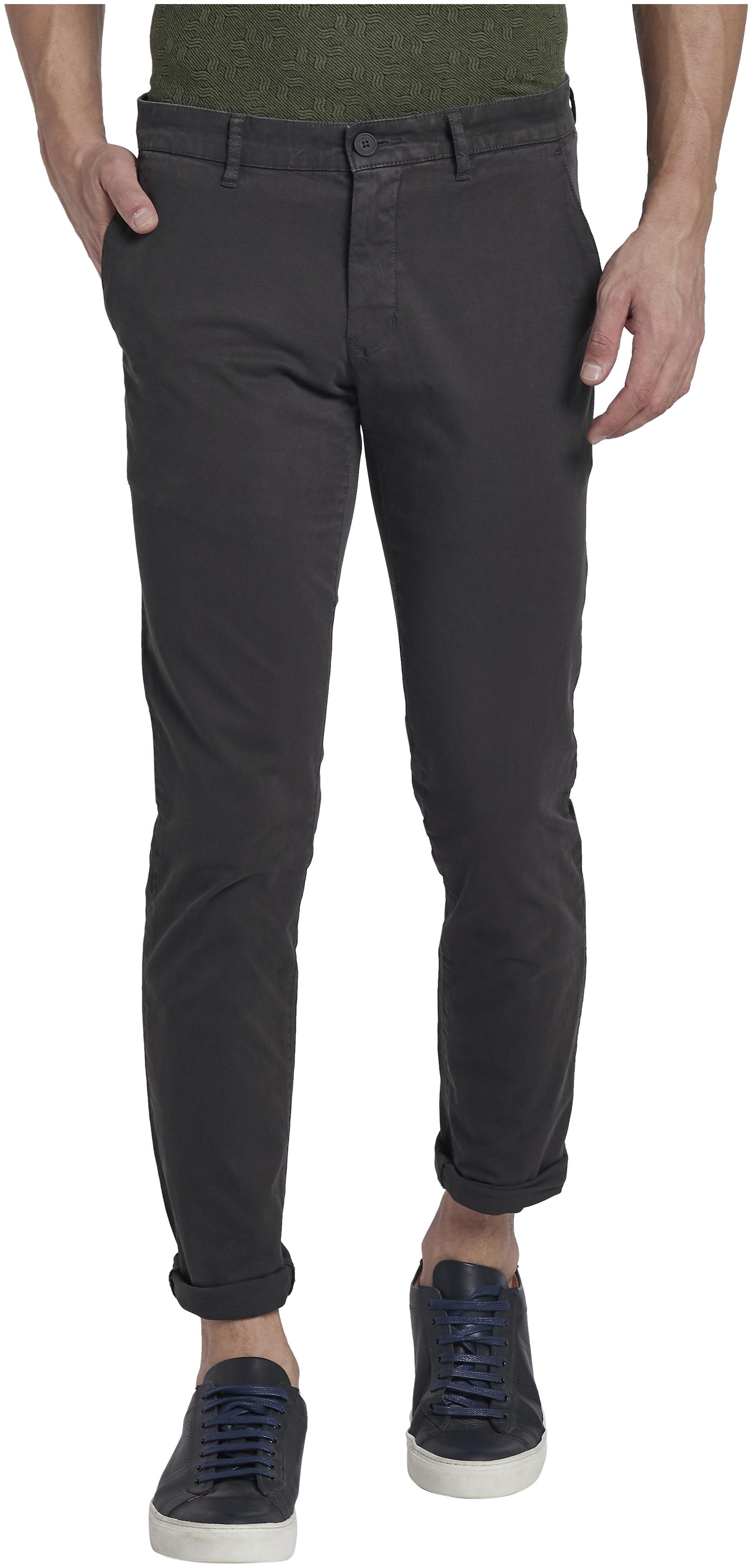 

Parx Men Grey Solid Tapered fit Regular trousers