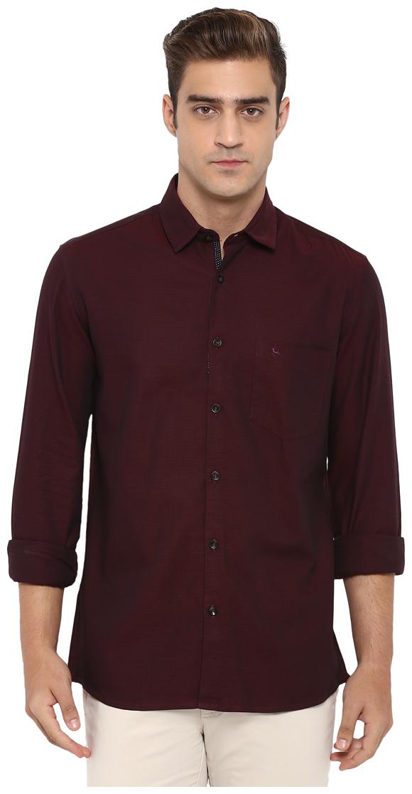 

Parx Men Maroon Solid Slim Fit Casual Shirt