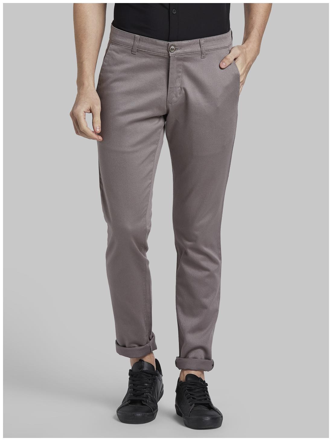

Parx Men Grey Solid Tapered fit Chinos