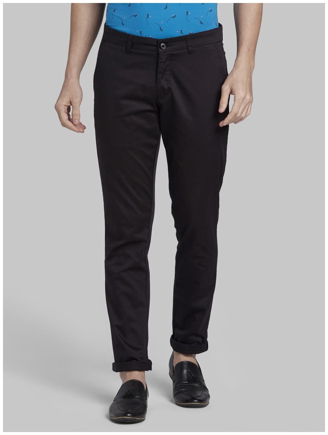 

Parx Men Black Solid Tapered fit Chinos
