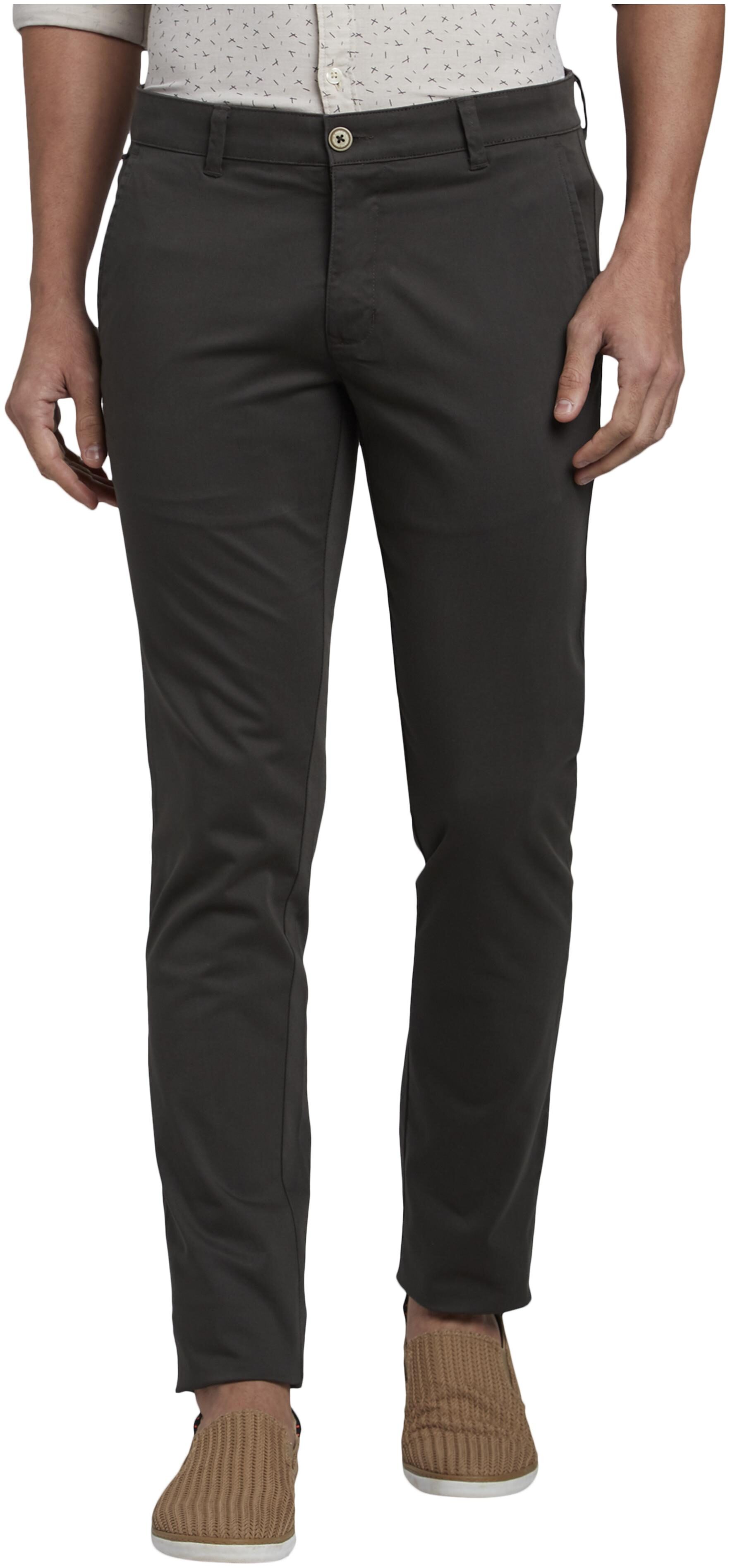 

Parx Men Green Solid Tapered fit Regular trousers