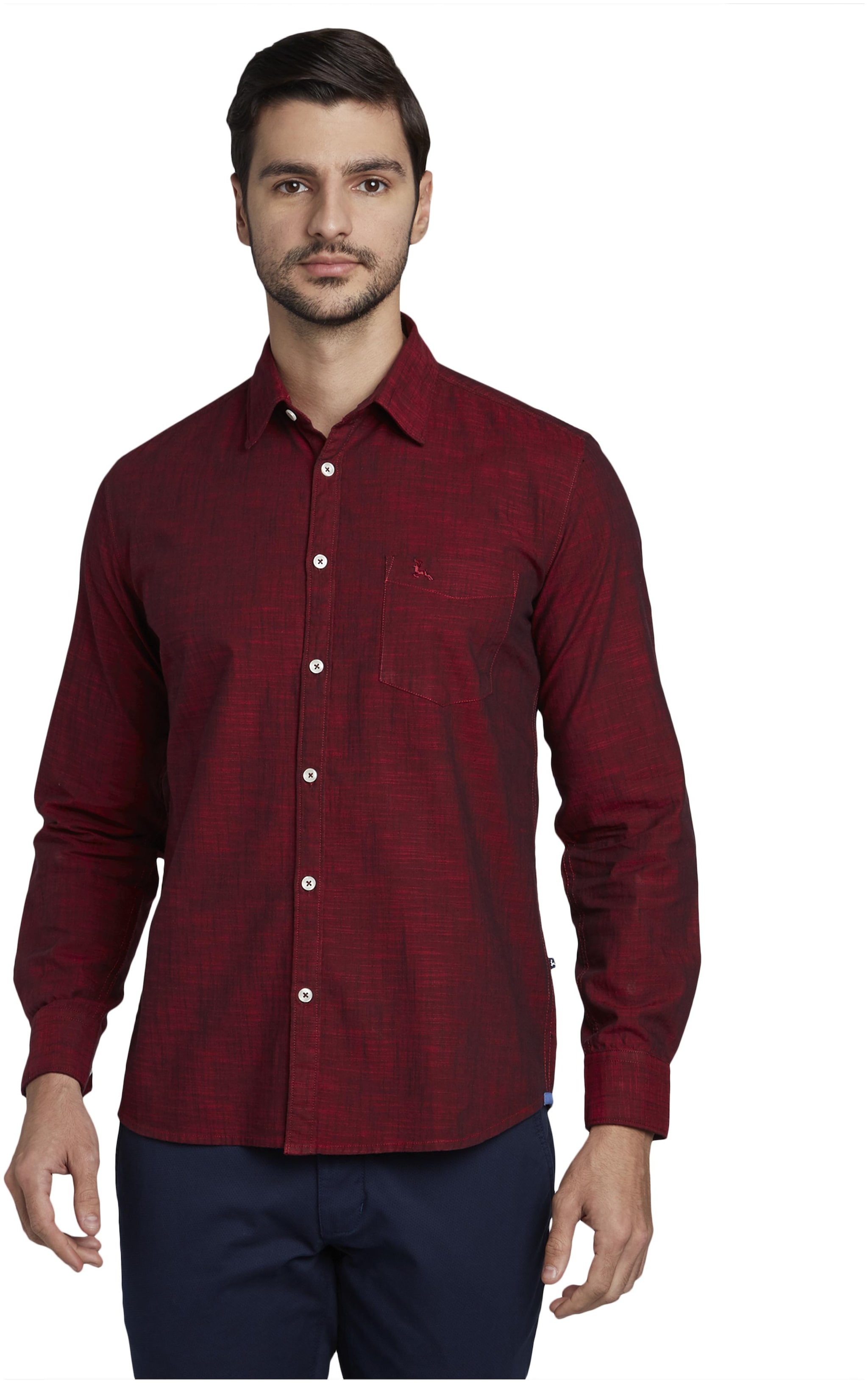 

Parx Men Red Solid Slim Fit Casual Shirt