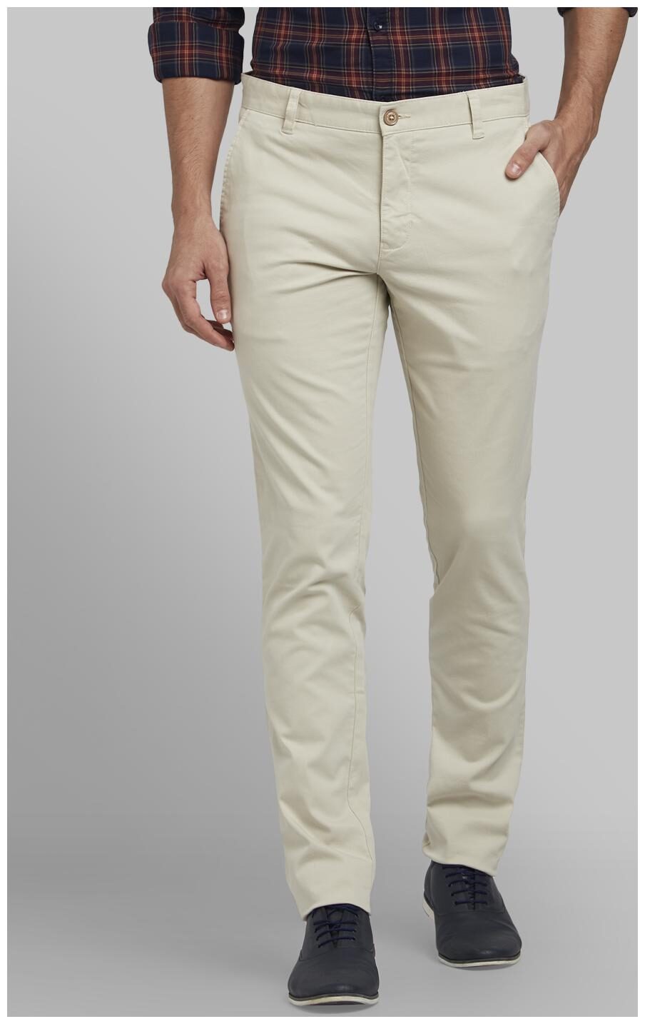 

Parx Men Beige Solid Tapered fit Wrinkle free Regular trousers