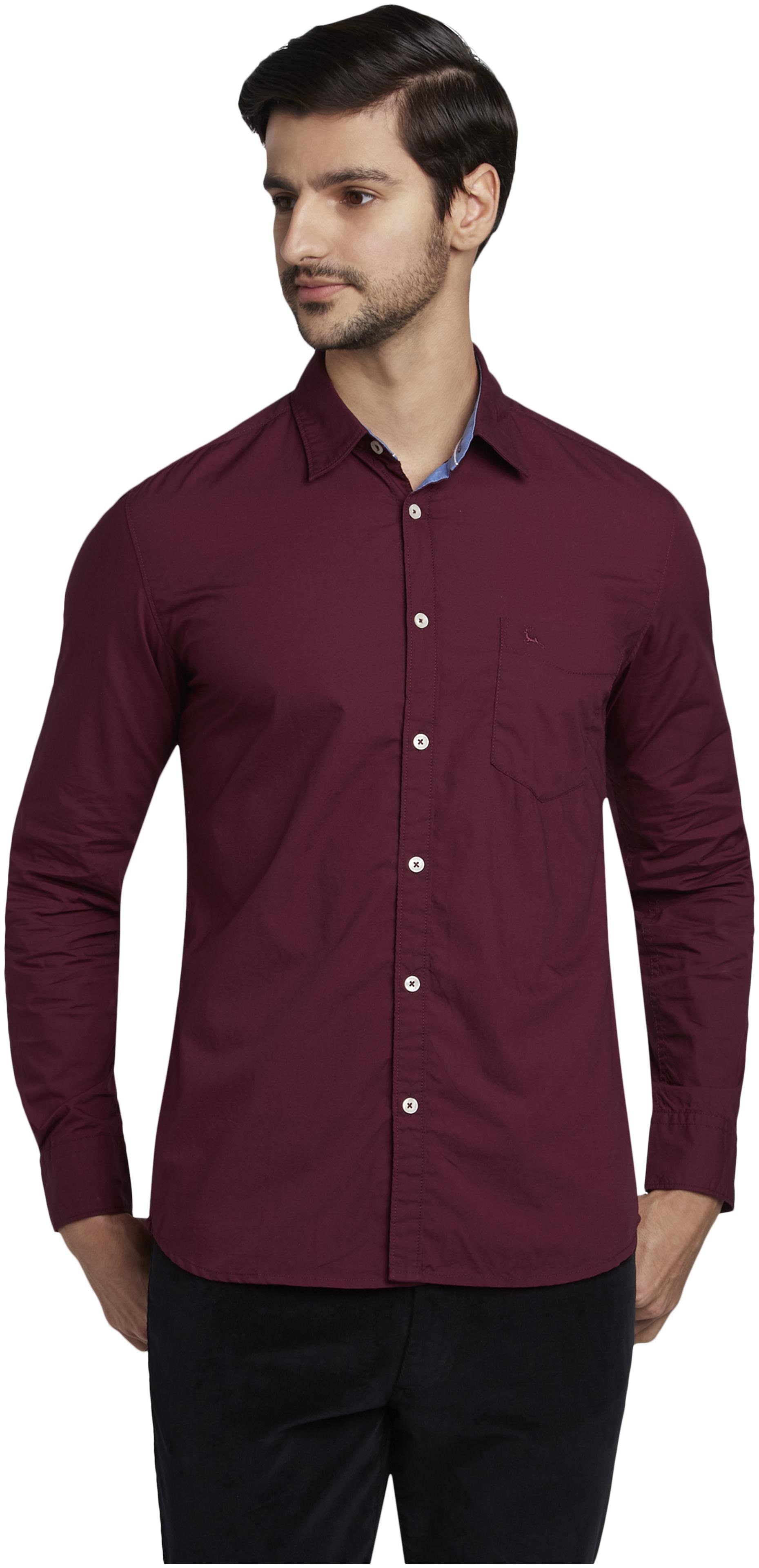 

Parx Men Red Solid Slim Fit Casual Shirt