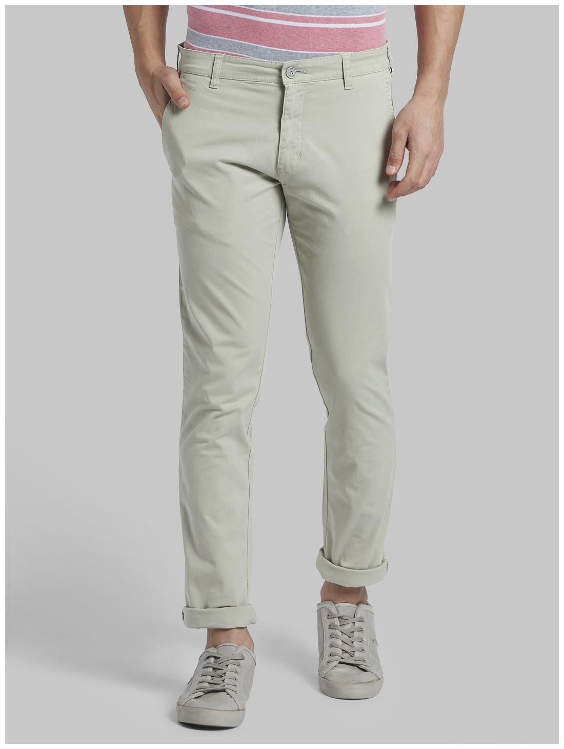 

Parx Men Green Solid Tapered fit Regular trousers