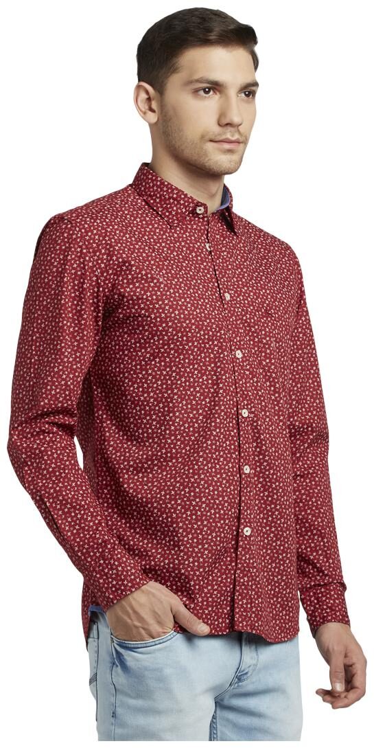 

Parx Men Red Printed Slim Fit Casual Shirt