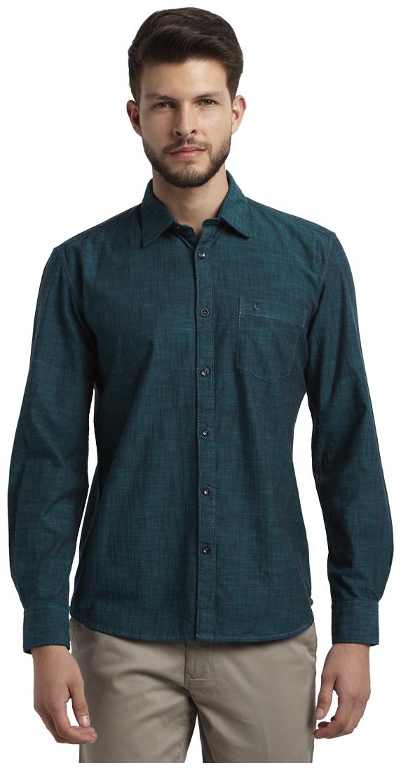 

Parx Men Green Solid Slim Fit Casual Shirt