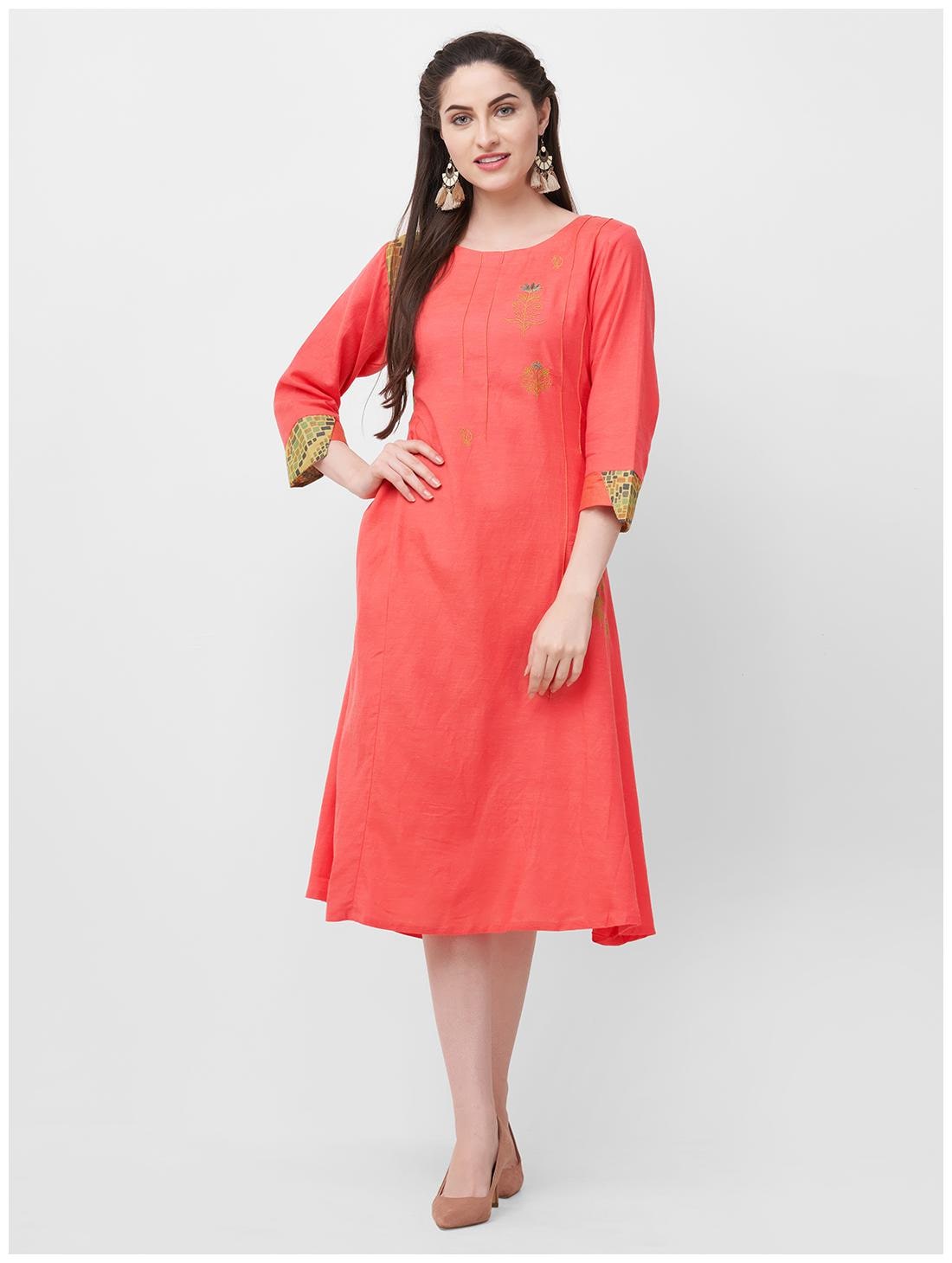 

Payal Women Rayon Kurti Dress -Pink