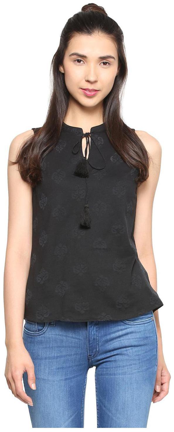 

People Black Top