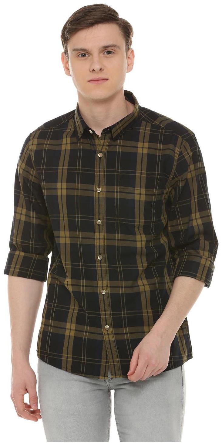 

People Men Black Checked Regular Fit Casual Shirt