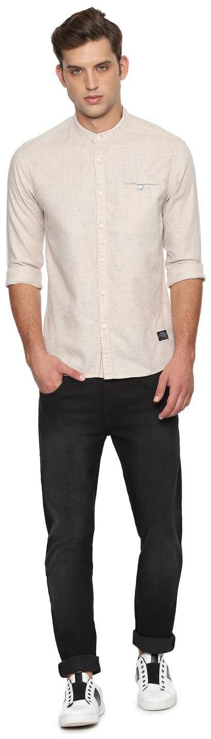 

People Men Beige Weaved Regular Fit Casual Shirt