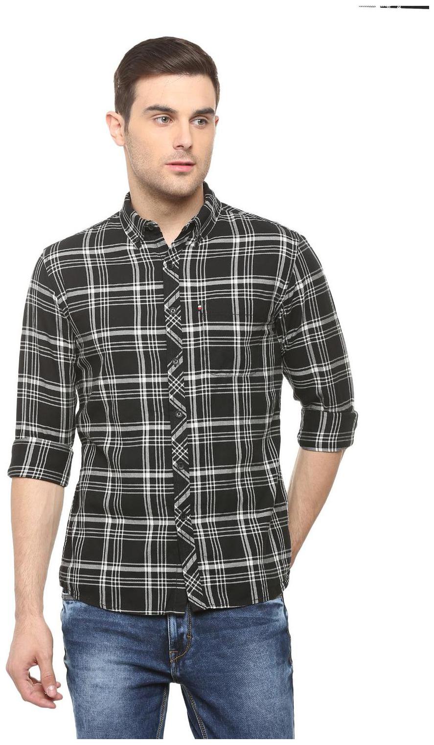 

People Men Black Checked Regular Fit Casual Shirt