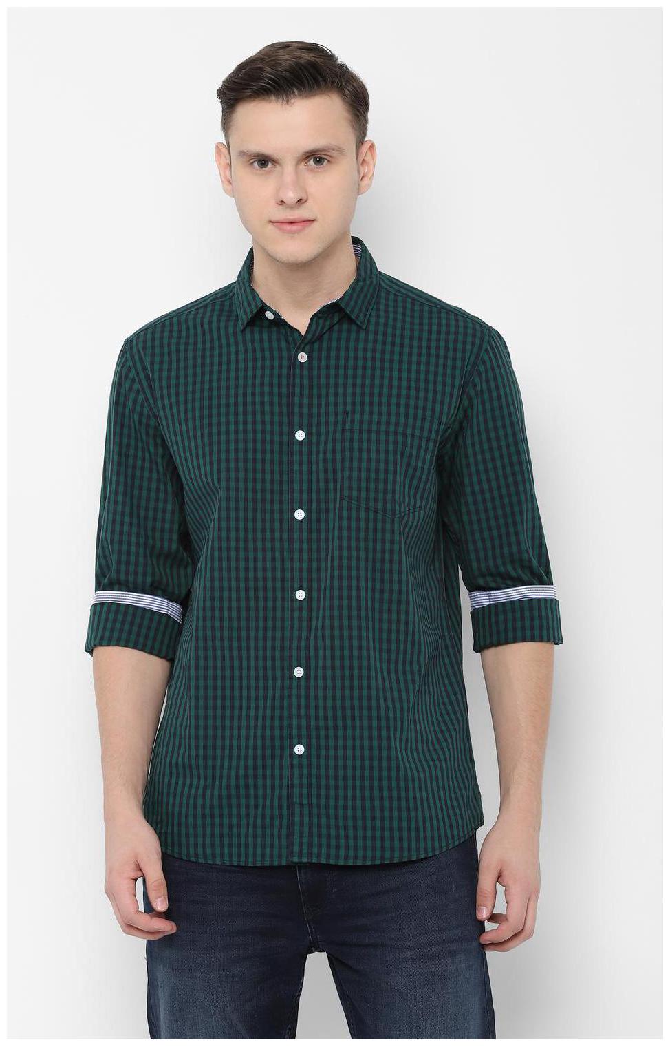

People Men Green Checked Regular Fit Casual Shirt