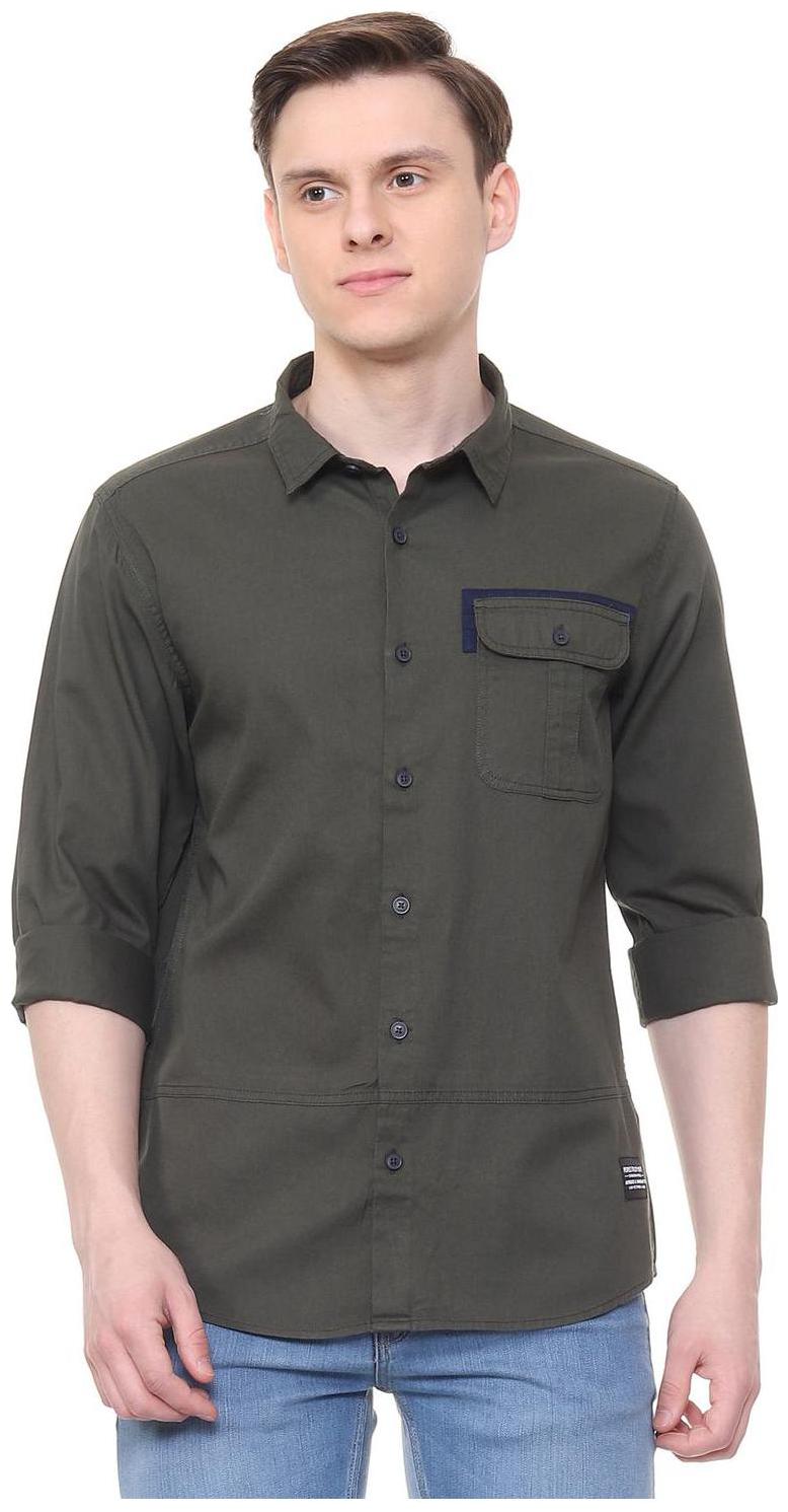 

People Men Green Solid Regular Fit Casual Shirt