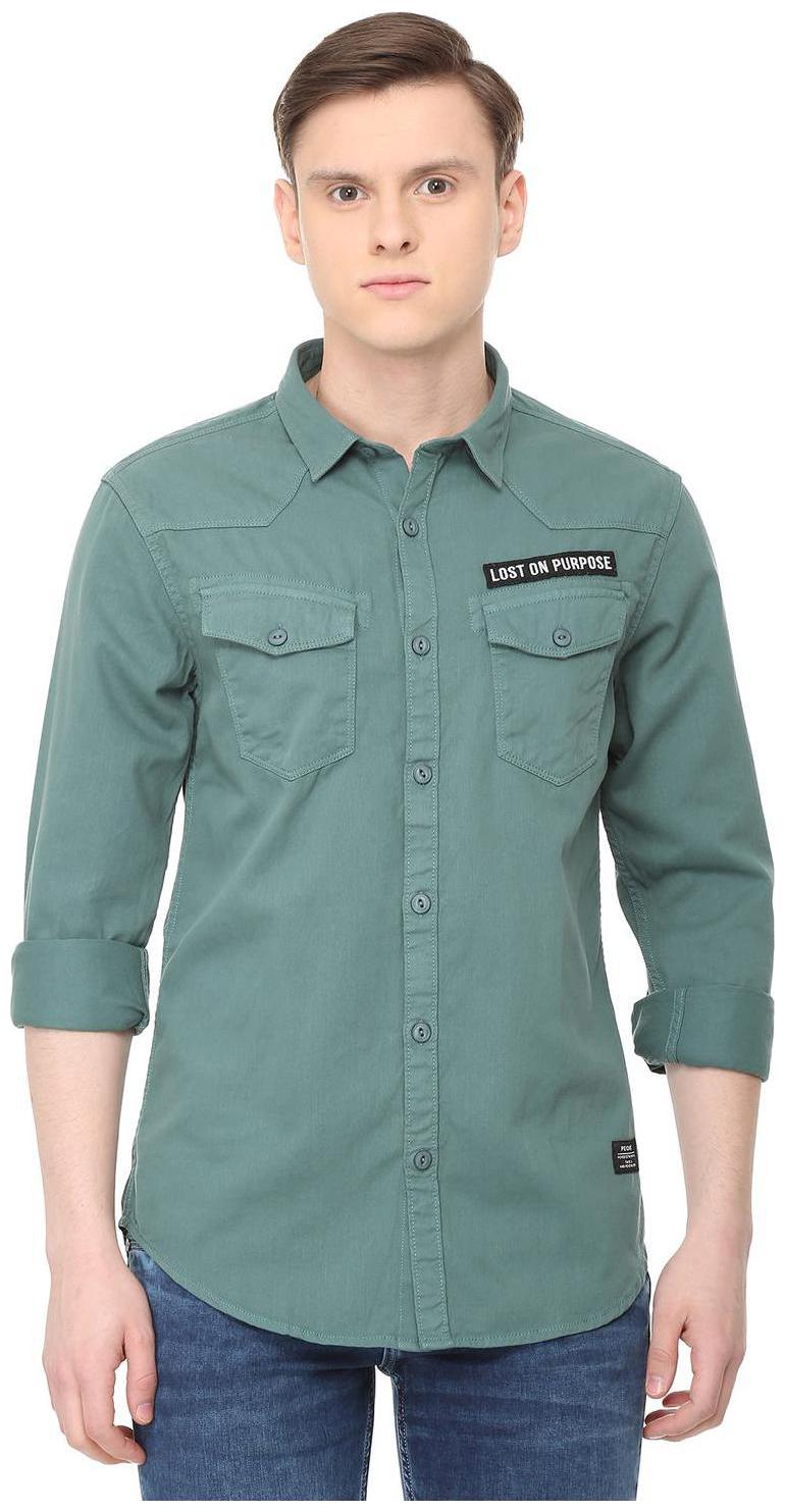 

People Men Green Solid Regular Fit Casual Shirt