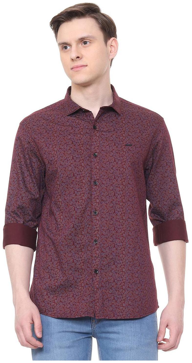 

People Men Maroon Printed Regular Fit Casual Shirt