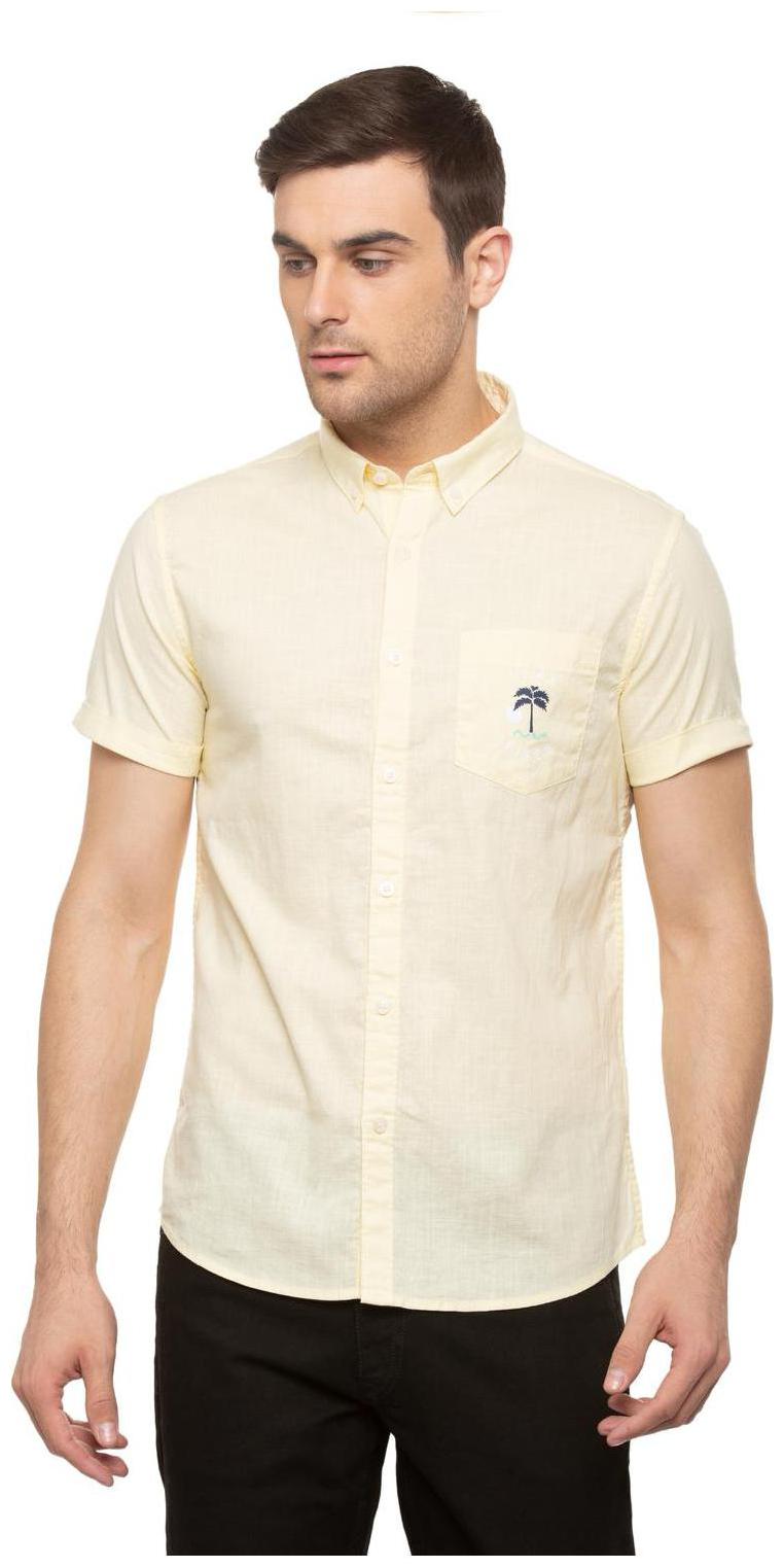 

People Men Yellow Solid Regular Fit Casual Shirt