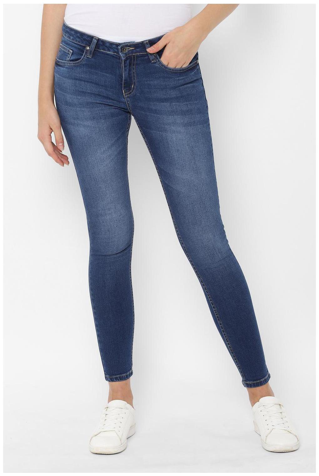 

People Women Blue Straight fit Jeans