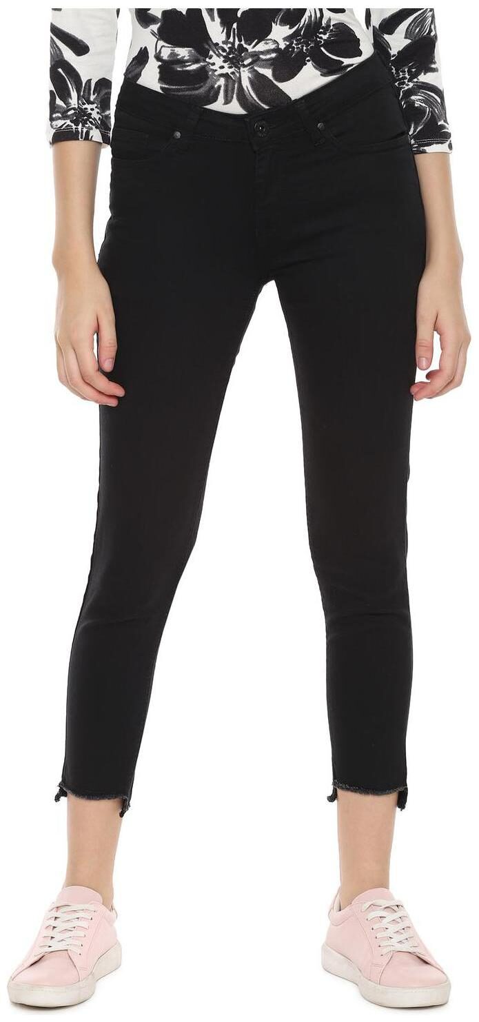 

People Women Black Straight fit Jeans
