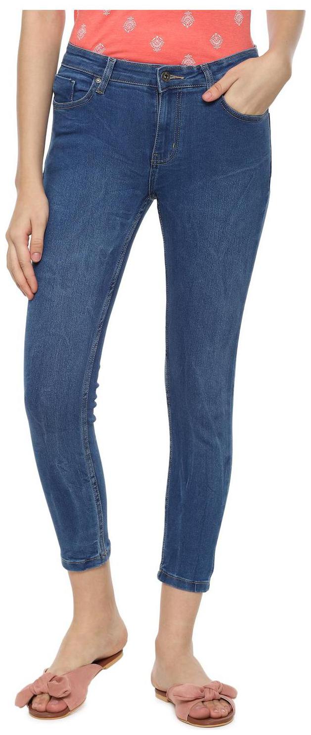 

People Women Blue Straight fit Jeans
