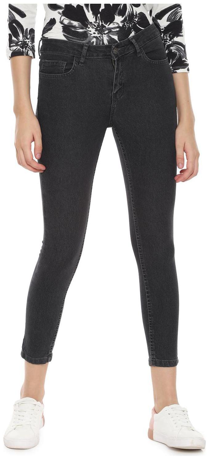 

People Women Black Straight fit Jeans