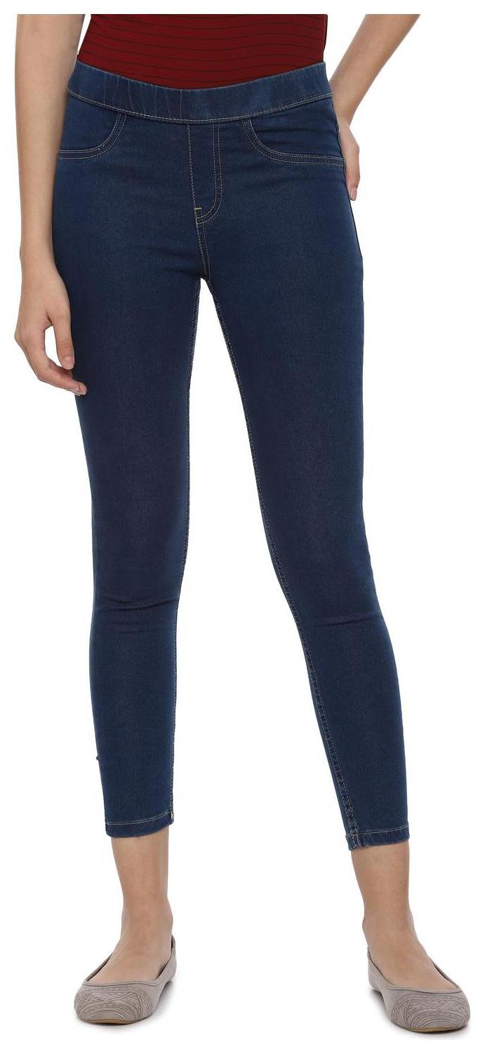 

People Women Blue Straight fit Jeans