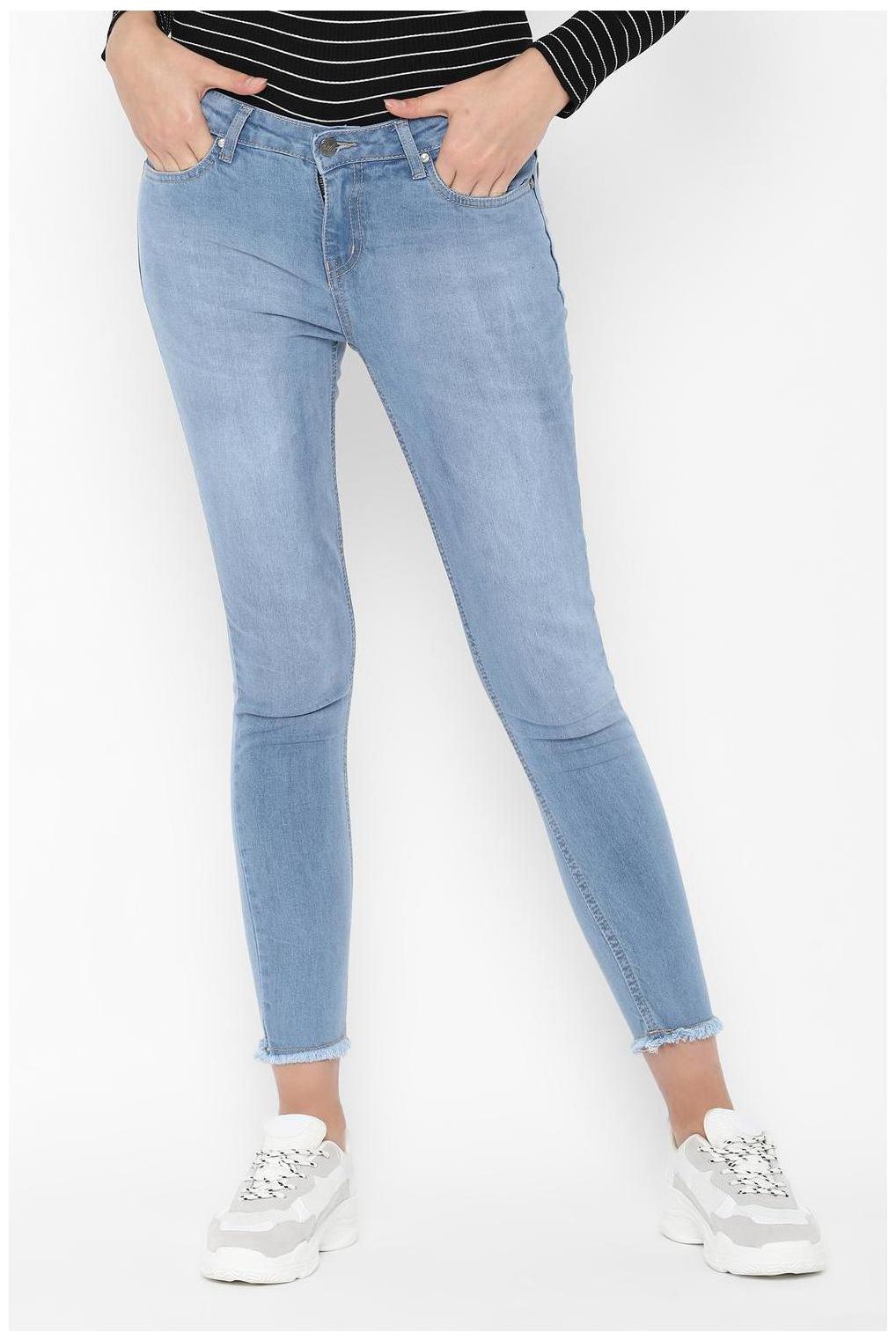 

People Women Blue Straight fit Jeans
