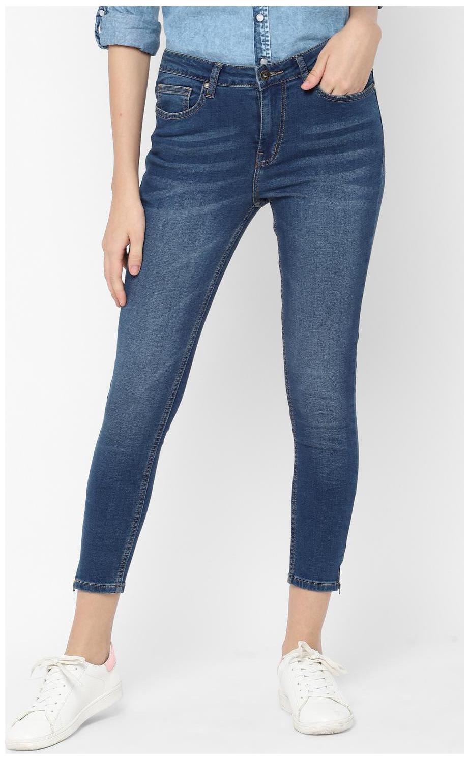 

People Women Blue Straight fit Jeans
