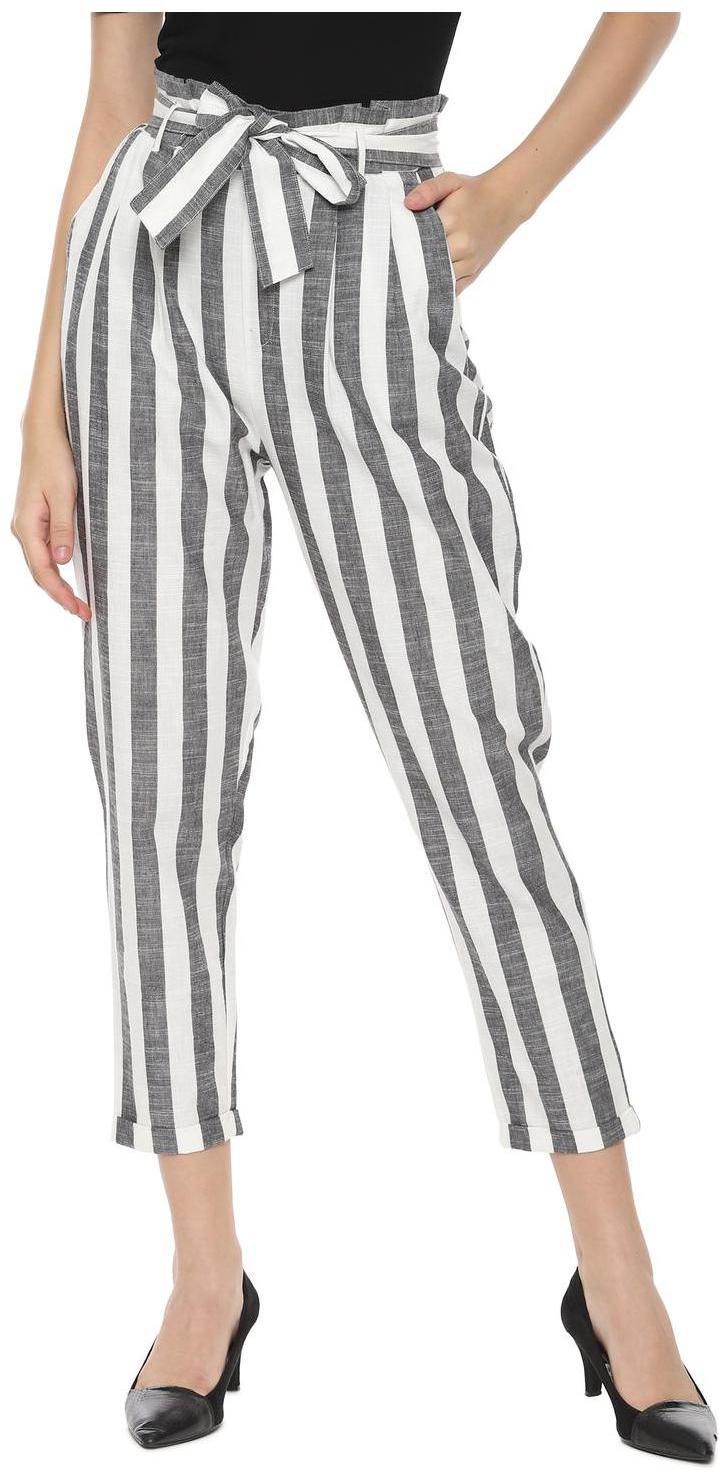 

People Women White Regular fit Parallels