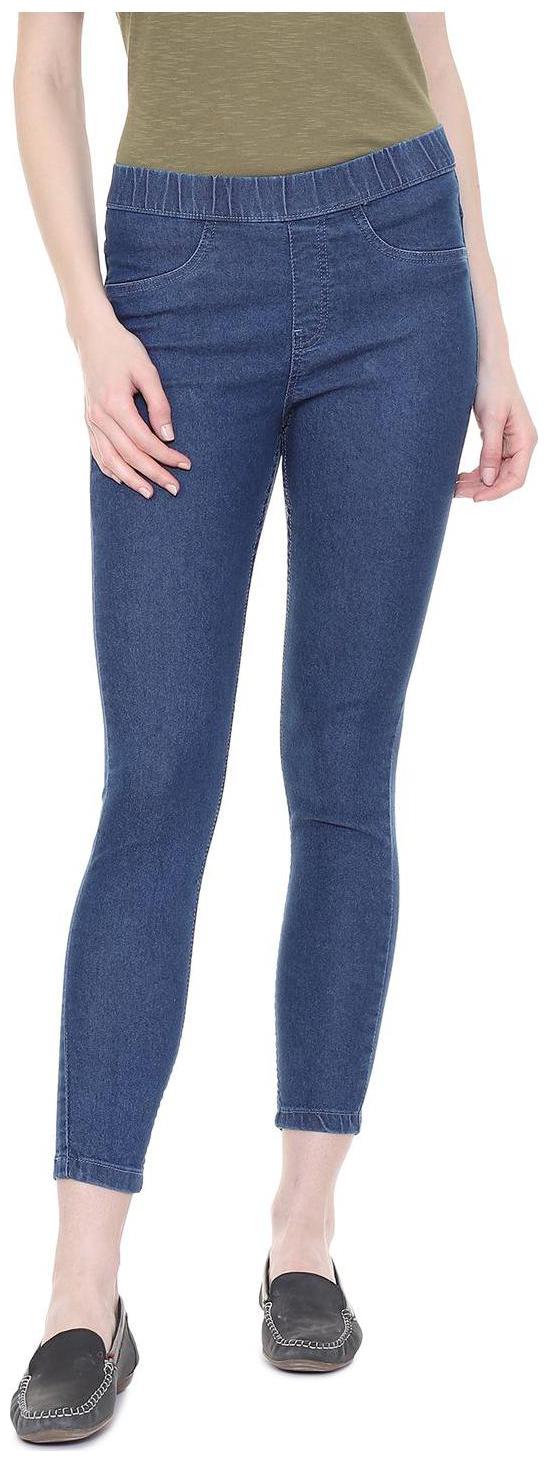 

People Women Blue Straight fit Jeans
