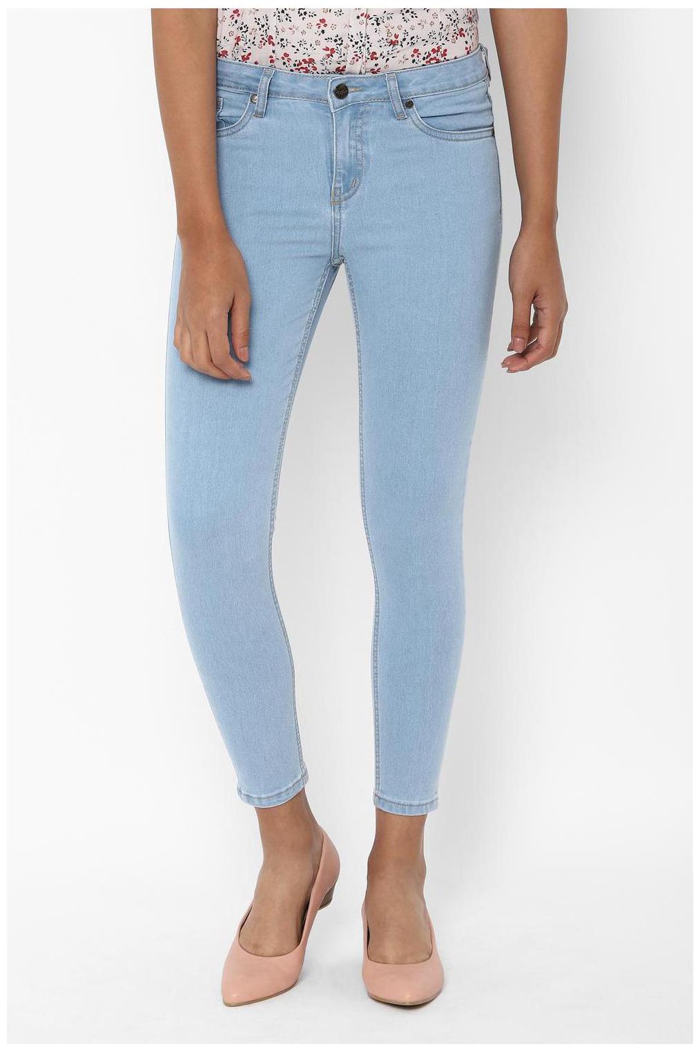 

People Women Blue Straight fit Jeans
