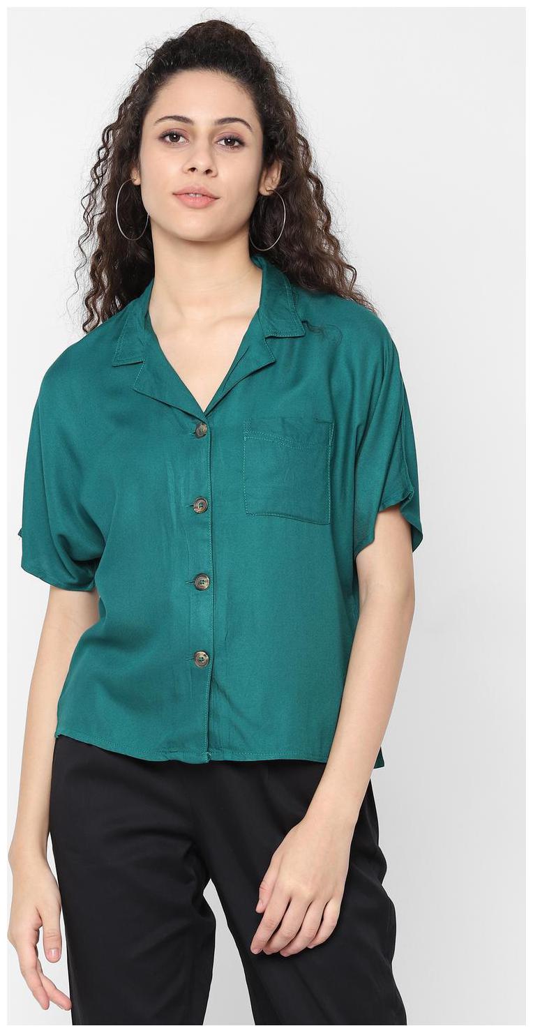 

People Women Green Solid Regular Fit Shirt