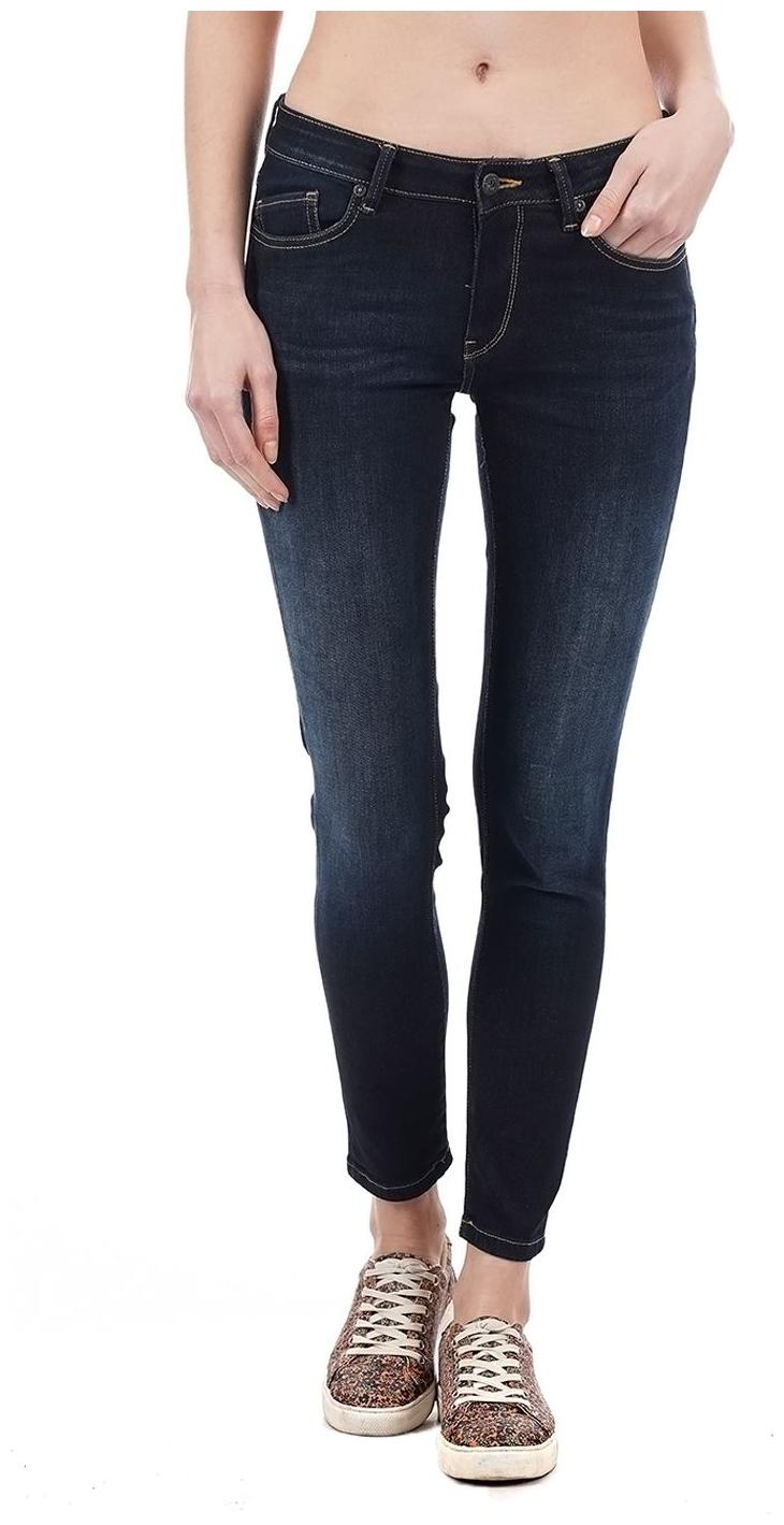 

Pepe Jeans Women Blue Slim fit Jeans