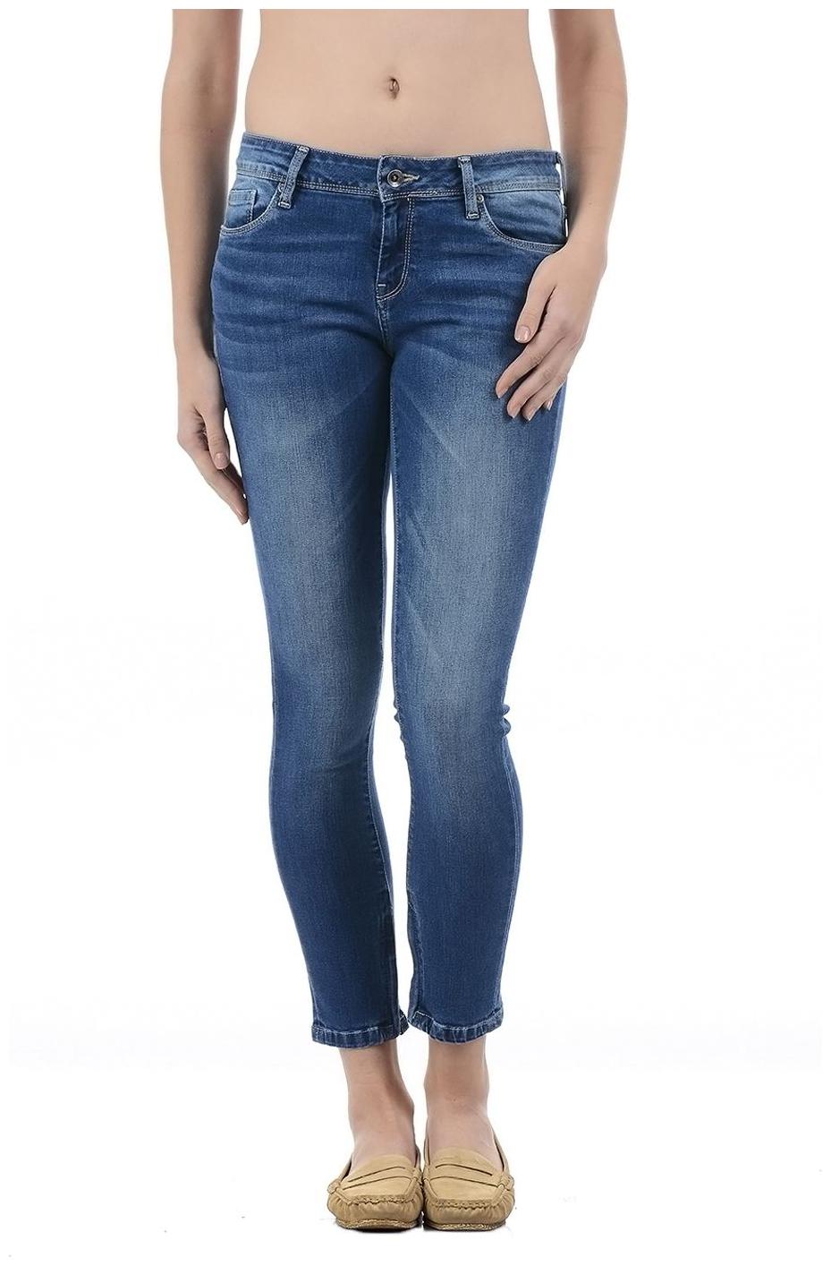 

Pepe Jeans Women Blue Skinny fit Jeans