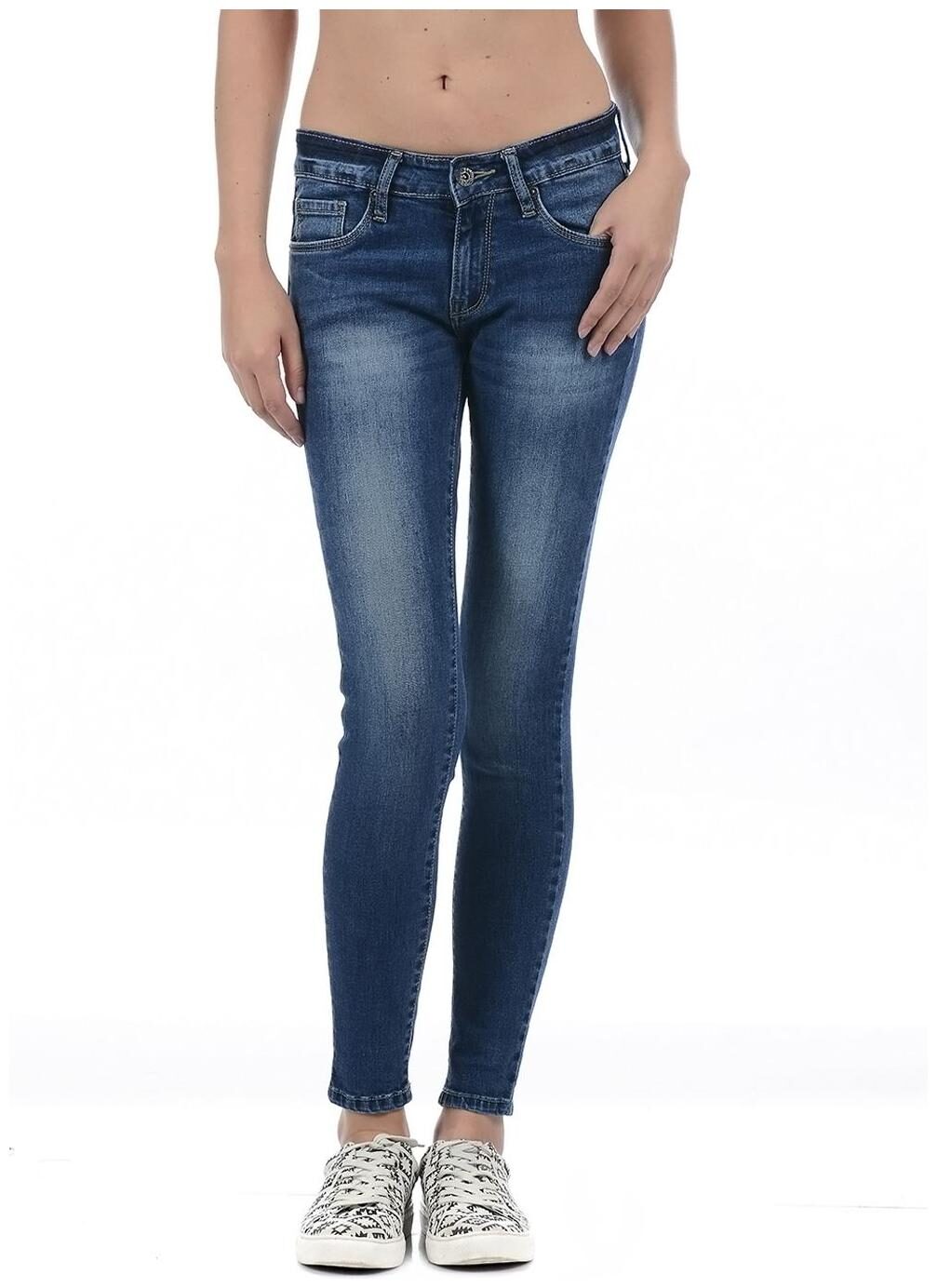 

Pepe Jeans Women Blue Slim fit Jeans
