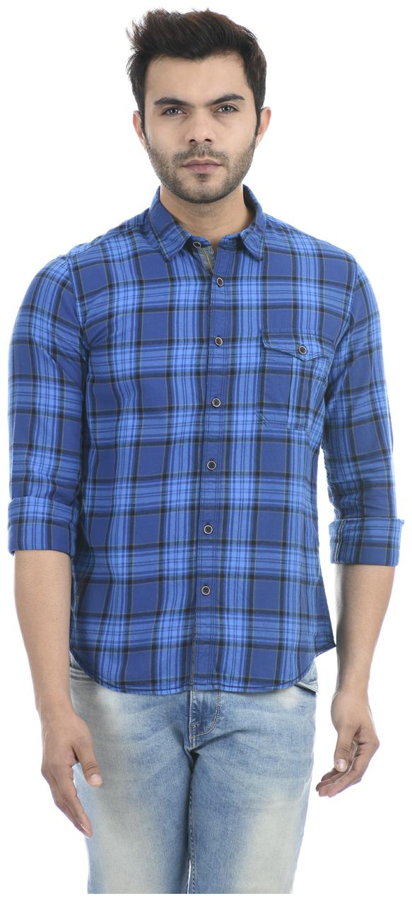 

Pepe Jeans Men Blue Checked Regular Fit Casual Shirt