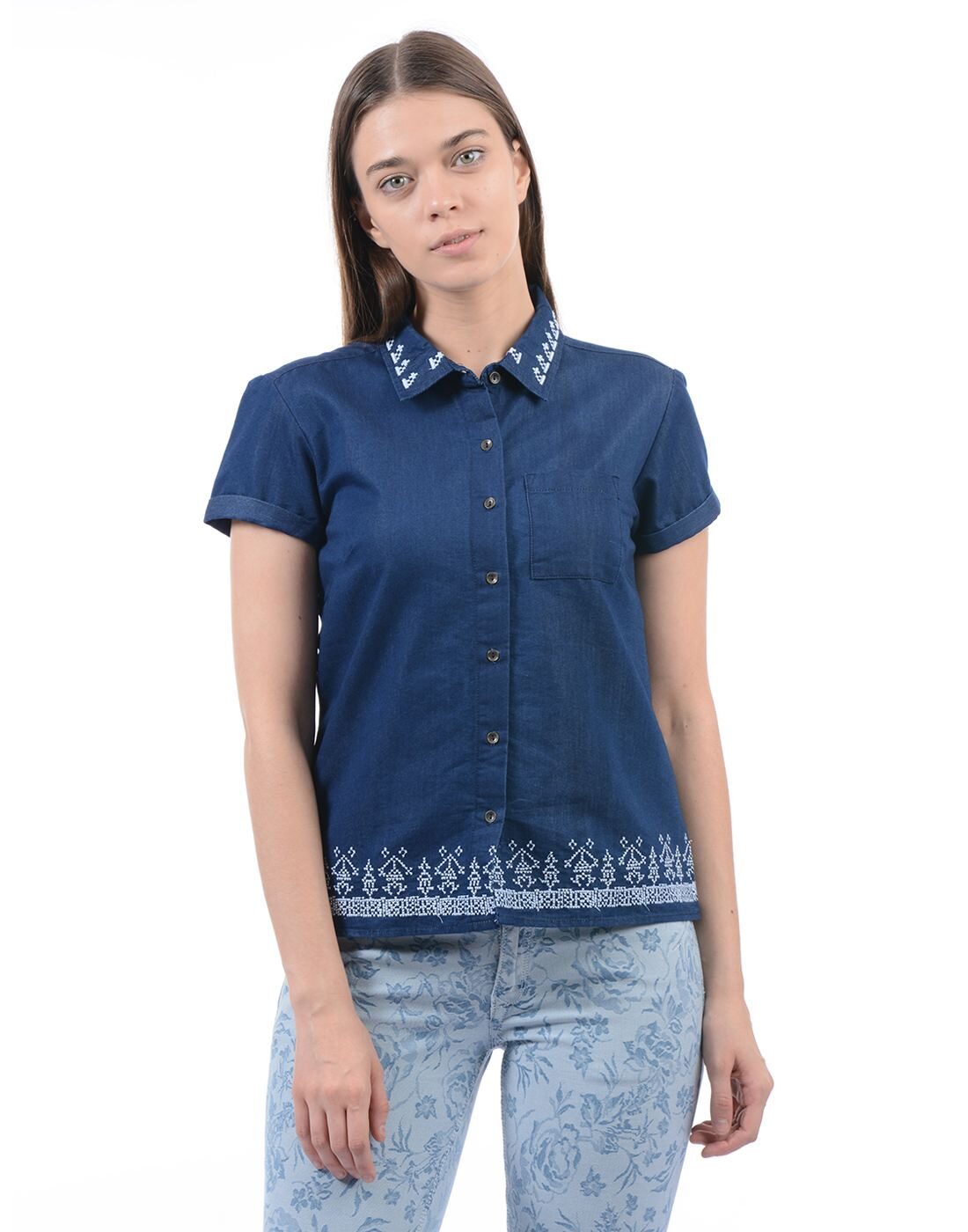 

Pepe Jeans Women Blue Embroidered Regular Fit Shirt