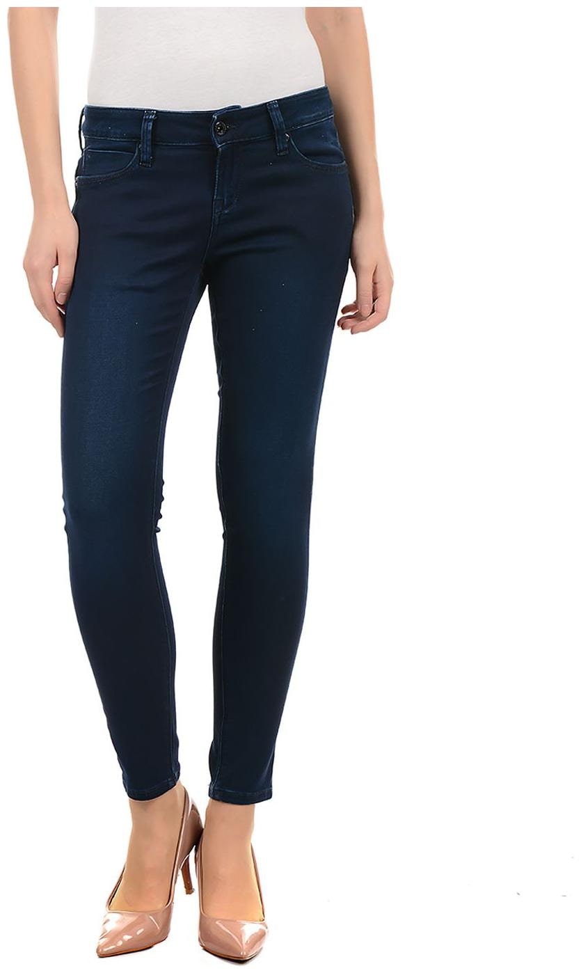 

Pepe Jeans Women Blue Slim fit Jeans