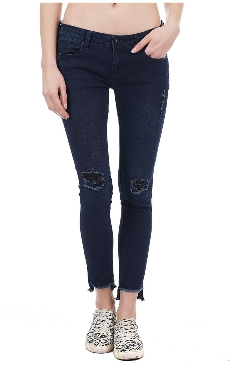 

Pepe Jeans Women Blue Skinny fit Jeans