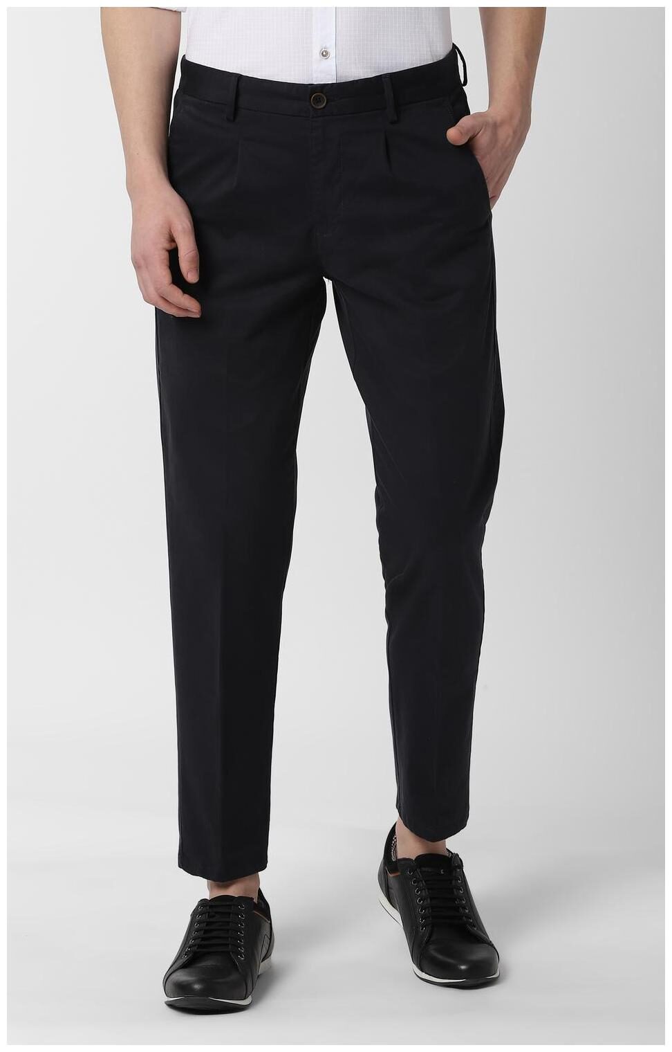 

Peter England Men Blue Solid Tapered fit Regular trousers