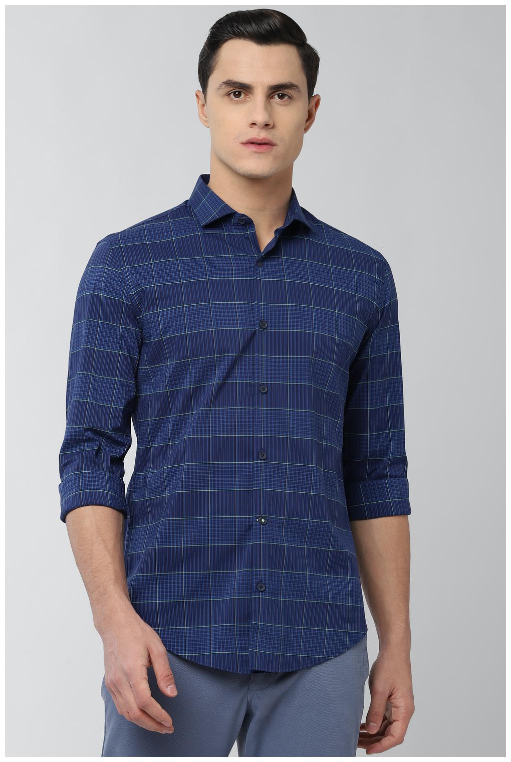 

Peter England Men Blue Checked Slim Fit Casual Shirt