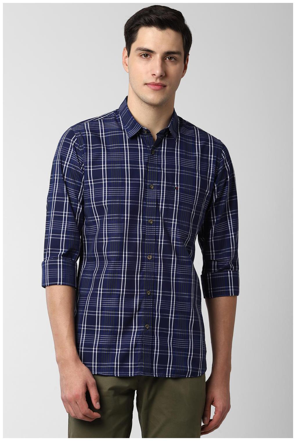 

Peter England Men Blue Checked Regular Fit Casual Shirt