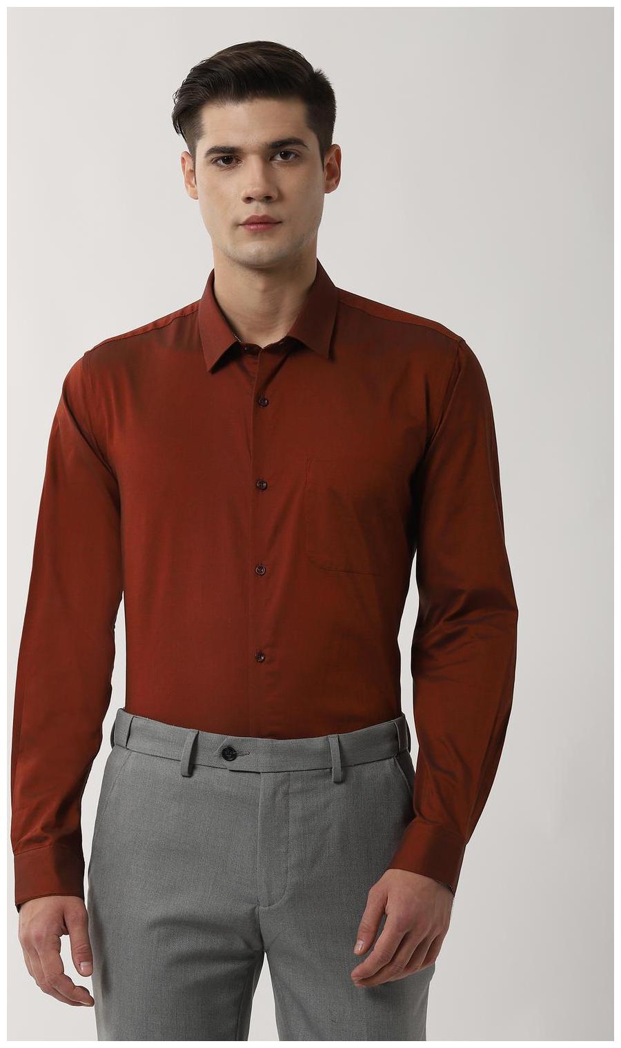 

Peter England Men Regular fit Formal Shirt - Maroon