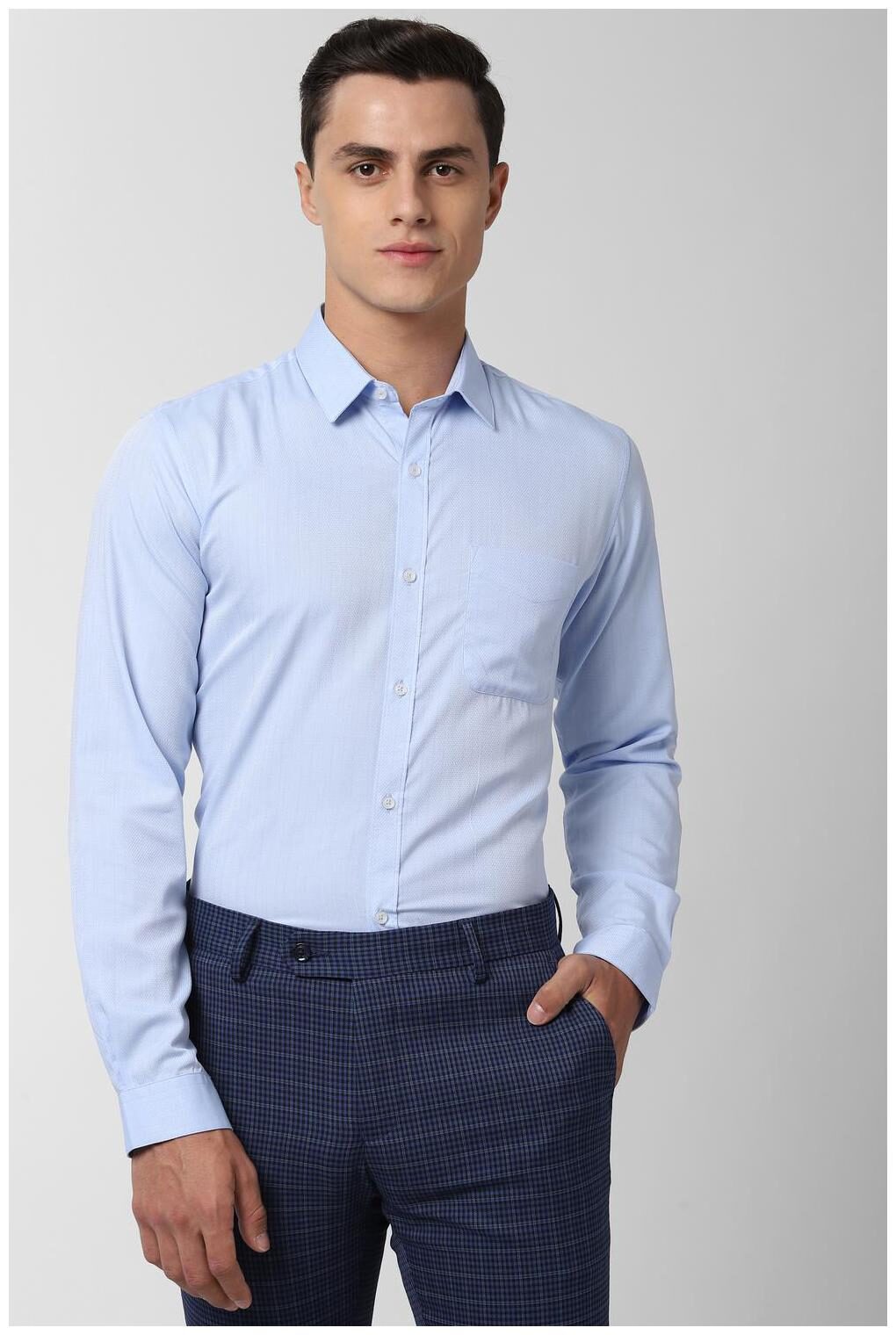 

Peter England Men Slim fit Formal Shirt - Blue