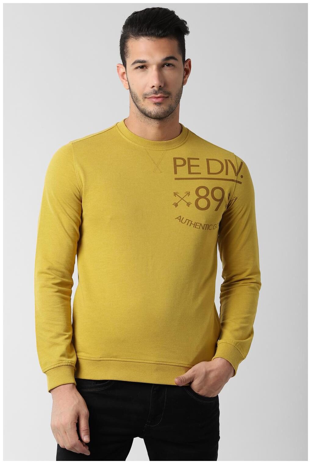 

Peter England Men Yellow Round neck Sweatshirt