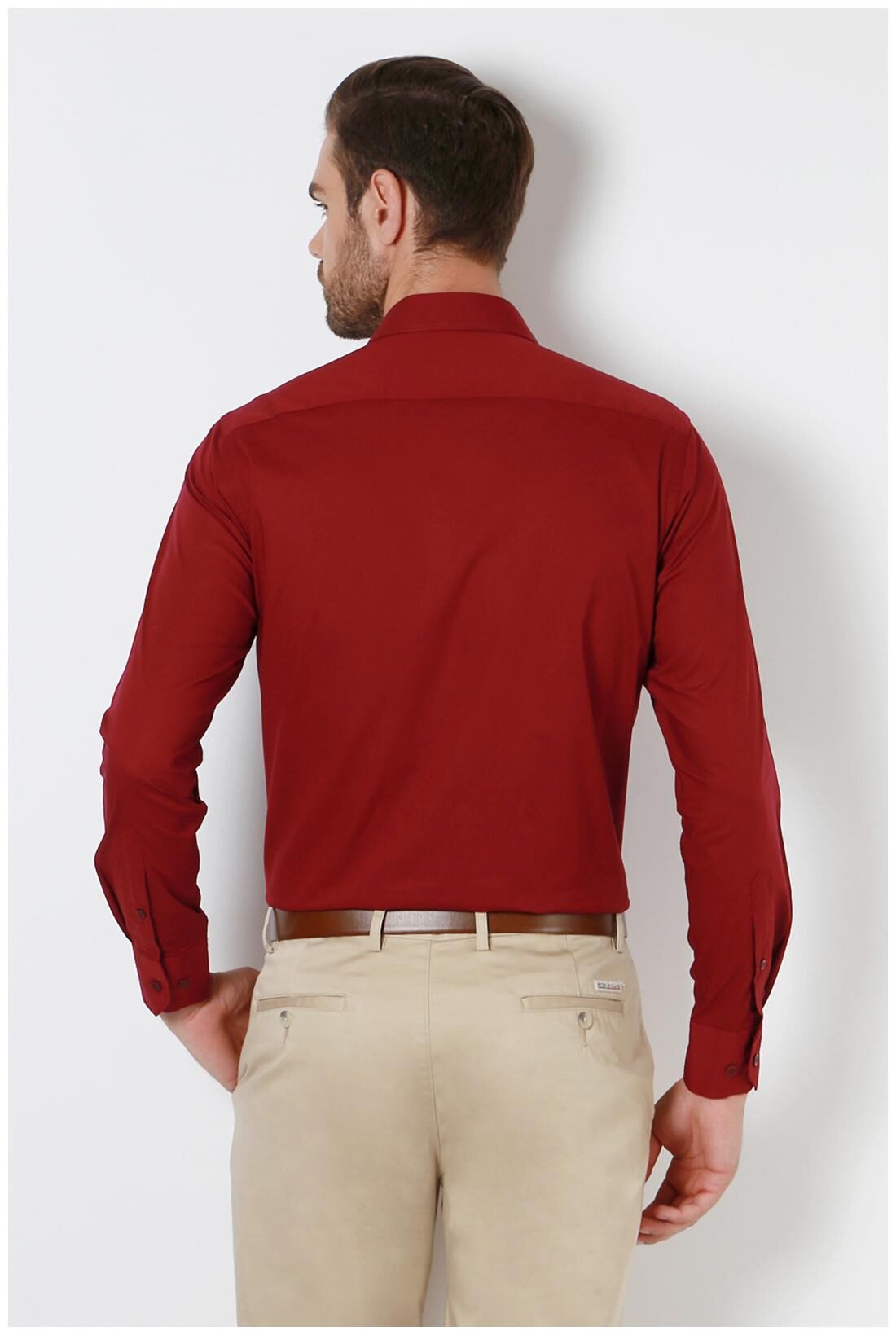 

Peter England Men Slim fit Formal Shirt - Red